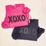 Appliqué XOXO sweatshirt